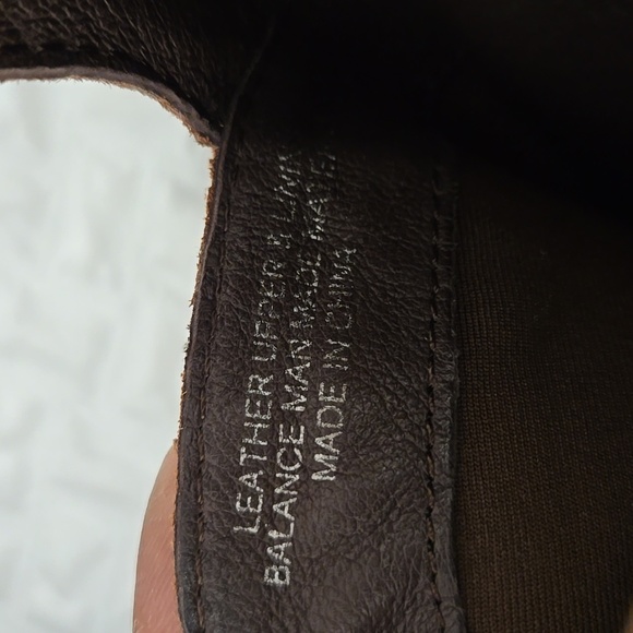 Born Brown Suede Ankle Boots Spring Booties - Picture 8 of 10